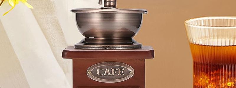 في ماكينة صناعة القهوة/ ماكينة طحن القهوة